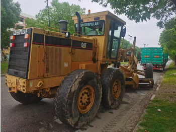 Tiehöylä CATERPILLAR 14H
