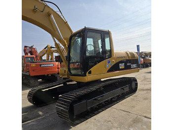 Telakaivukone CATERPILLAR 320C: kuva Telakaivukone CATERPILLAR 320C