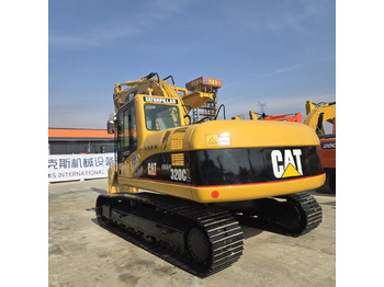 Telakaivukone CATERPILLAR 320C: kuva Telakaivukone CATERPILLAR 320C