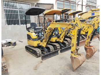Minikuormaaja Caterpillar 301.5 CR: kuva Minikuormaaja Caterpillar 301.5 CR