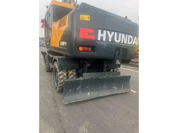 Pyöräalustainen kaivinkone Hyundai 210W-9: kuva Pyöräalustainen kaivinkone Hyundai 210W-9