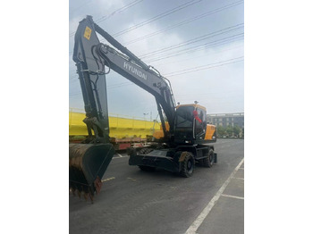 Pyöräalustainen kaivinkone Hyundai 210W-9: kuva Pyöräalustainen kaivinkone Hyundai 210W-9