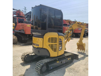 Minikuormaaja KOMATSU PC30: kuva Minikuormaaja KOMATSU PC30