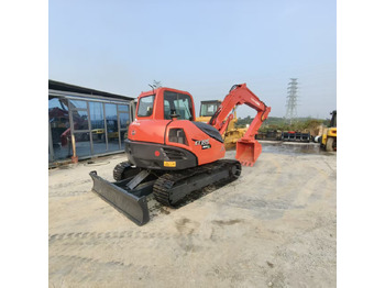 Kaivuri KUBOTA