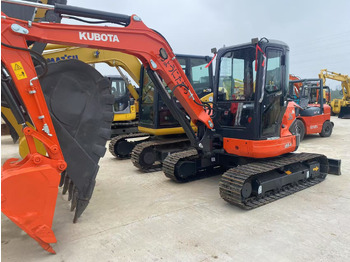 Minikuormaaja KUBOTA