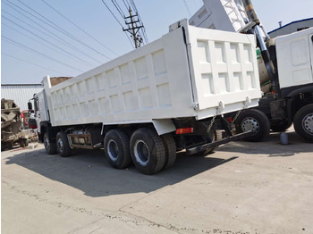 Kippiauto kuorma-auto SINOTRUK HOWO: kuva Kippiauto kuorma-auto SINOTRUK HOWO