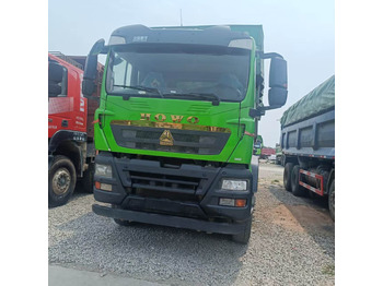 Kippiauto kuorma-auto SINOTRUK HOWO: kuva Kippiauto kuorma-auto SINOTRUK HOWO Kippiauto kuorma-auto SINOTRUK HOWO: kuva Kippiauto kuorma-auto SINOTRUK HOWO