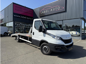 Hinausauto IVECO Daily 35 S 16H3.0 (Quad-Leaf)  PORTE VOITURE: kuva Hinausauto IVECO Daily 35 S 16H3.0 (Quad-Leaf)  PORTE VOITURE