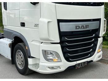 Vetopöytäauto DAF *DAF XF 106 410 Euro 6 RETARDER KLIMA SPROWADZONY SUPER STAN CIĄGNIK SIODŁOWY: kuva Vetopöytäauto DAF *DAF XF 106 410 Euro 6 RETARDER KLIMA SPROWADZONY SUPER STAN CIĄGNIK SIODŁOWY