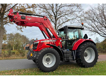 Traktori MASSEY FERGUSON 7715