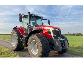 Traktori MASSEY FERGUSON 100 series