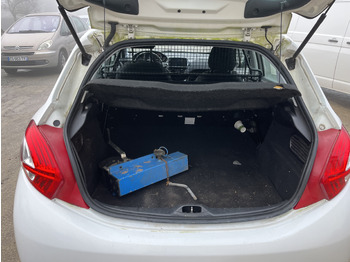 Leasing Peugeot 208 1L6 hdi 100cv 2 places motricité renforcée FAM Peugeot 208 1L6 hdi 100cv 2 places motricité renforcée FAM: kuva Leasing Peugeot 208 1L6 hdi 100cv 2 places motricité renforcée FAM Peugeot 208 1L6 hdi 100cv 2 places motricité renforcée FAM Leasing Peugeot 208 1L6 hdi 100cv 2 places motricité renforcée FAM Peugeot 208 1L6 hdi 100cv 2 places motricité renforcée FAM: kuva Leasing Peugeot 208 1L6 hdi 100cv 2 places motricité renforcée FAM Peugeot 208 1L6 hdi 100cv 2 places motricité renforcée FAM