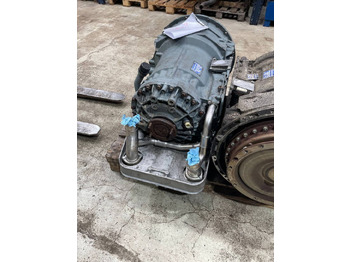 Öljynjäähdytin - Bussi ZF ZF Ölkühler Wärmetauscher Getriebeölkühler Ecolife 6AP 1400 1700: kuva Öljynjäähdytin - Bussi ZF ZF Ölkühler Wärmetauscher Getriebeölkühler Ecolife 6AP 1400 1700