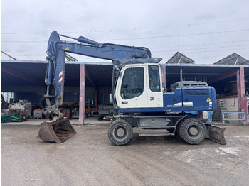 Pyöräalustainen kaivinkone LIEBHERR A 904 C Litronic