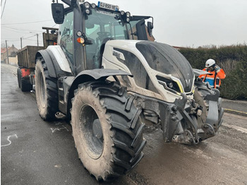 Traktori VALTRA T175 EA: kuva Traktori VALTRA T175 EA