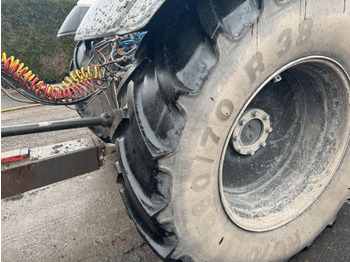 Traktori VALTRA T175 EA: kuva Traktori VALTRA T175 EA