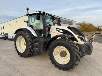 Leasing VALTRA T175 VALTRA T175: kuva Leasing VALTRA T175 VALTRA T175 Leasing VALTRA T175 VALTRA T175: kuva Leasing VALTRA T175 VALTRA T175