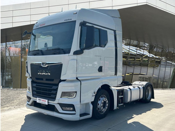 Vetopöytäauto MAN TGX 18.470