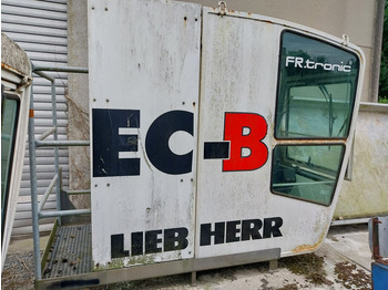 Torninosturi LIEBHERR
