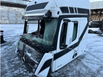 Ohjaamo ja sisustus MERCEDES-BENZ Actros