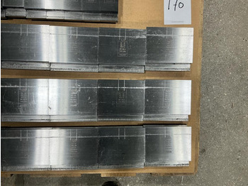 Metallintyöstökone LVD 4073TC: kuva Metallintyöstökone LVD 4073TC