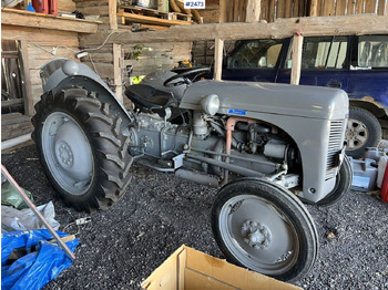 Traktori MASSEY FERGUSON