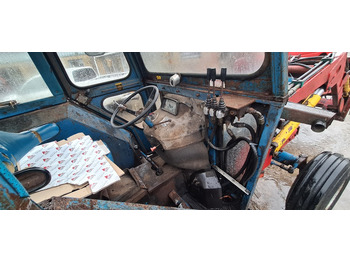 Traktori Ford 4600: kuva Traktori Ford 4600