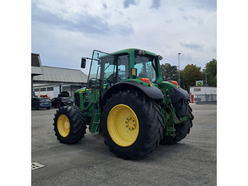 Traktori JOHN DEERE 6830 Premium: kuva Traktori JOHN DEERE 6830 Premium