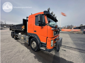 Koukkulava kuorma-auto Volvo FM 380: kuva Koukkulava kuorma-auto Volvo FM 380