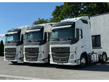 Vetopöytäauto VOLVO FH 500