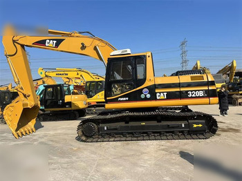 Telakaivukone CATERPILLAR 320BL