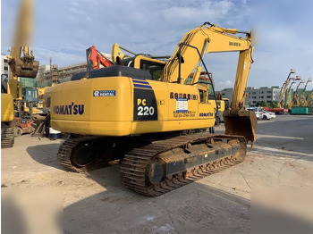Telakaivukone KOMATSU PC220-8