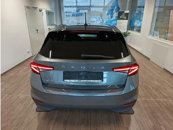 Sedan Skoda Fabia 30 Jahre DSG*VORBER.AHK*LED*R-KAM*TEMP*DAB: kuva Sedan Skoda Fabia 30 Jahre DSG*VORBER.AHK*LED*R-KAM*TEMP*DAB