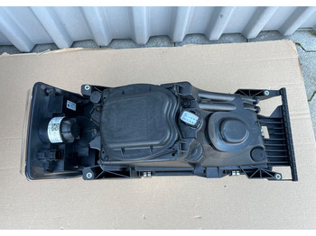 Valo/ Valaistus - Kuorma-auto Lampa Scania R Streamline lewa reflektor 2416136: kuva Valo/ Valaistus - Kuorma-auto Lampa Scania R Streamline lewa reflektor 2416136