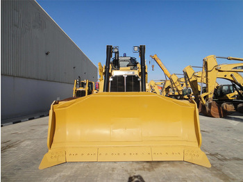 Puskutraktori CATERPILLAR D8R