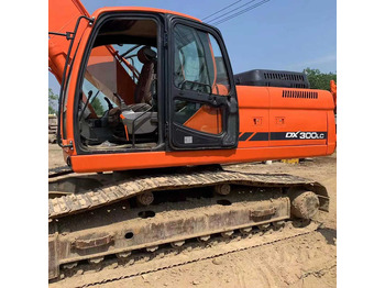 Telakaivukone DOOSAN DX300
