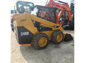 Liukuohjattu kuormaaja CATERPILLAR 226B