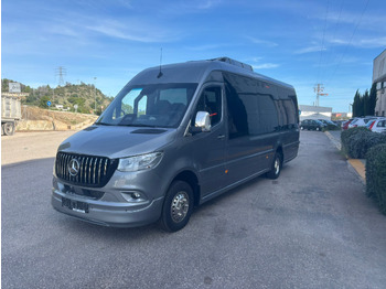 Minibussi MERCEDES-BENZ Sprinter 519