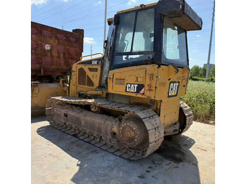 Puskutraktori CATERPILLAR D6D