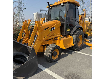 Kaivuri-trukki JCB 3CX