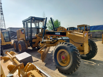 Tiehöylä CATERPILLAR 140H: kuva Tiehöylä CATERPILLAR 140H