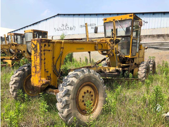 Tiehöylä KOMATSU GD511: kuva Tiehöylä KOMATSU GD511