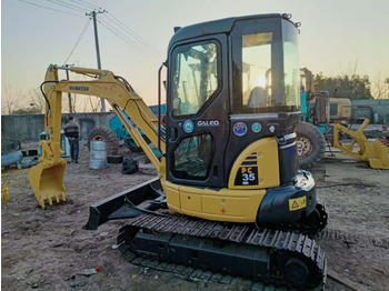 Minikuormaaja KOMATSU PC35