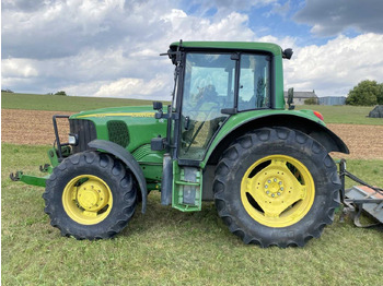 Traktori JOHN DEERE 6320