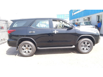 Henkilöauto TOYOTA