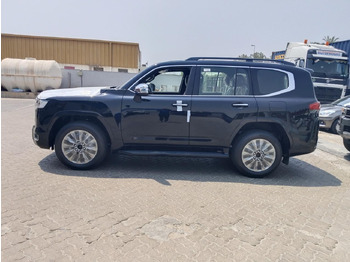 Henkilöauto TOYOTA Land Cruiser