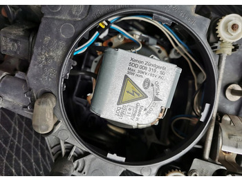 Etulyhty - Kuorma-auto LAMPA XENON VOLVO FH 13 ORYGINAŁ PRAWA: kuva Etulyhty - Kuorma-auto LAMPA XENON VOLVO FH 13 ORYGINAŁ PRAWA Etulyhty - Kuorma-auto LAMPA XENON VOLVO FH 13 ORYGINAŁ PRAWA: kuva Etulyhty - Kuorma-auto LAMPA XENON VOLVO FH 13 ORYGINAŁ PRAWA