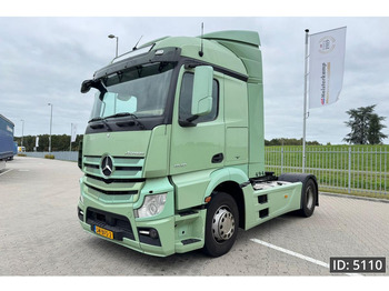 Vetopöytäauto MERCEDES-BENZ Actros 1840