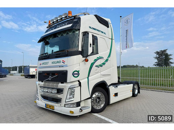 Vetopöytäauto VOLVO FH 460