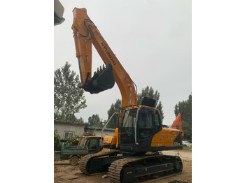 Telakaivukone HYUNDAI R220-9S: kuva Telakaivukone HYUNDAI R220-9S